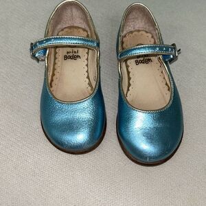 Mini Boden metallic blue Mary Jane’s sz 25